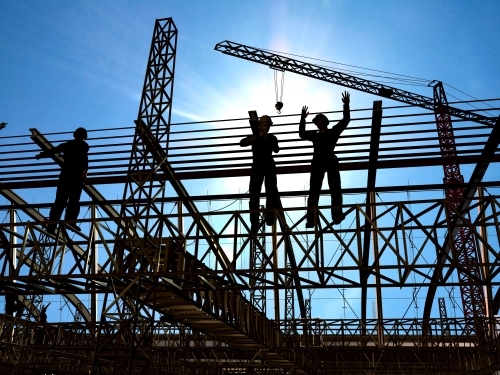 Picture of construction workers on scaffolding